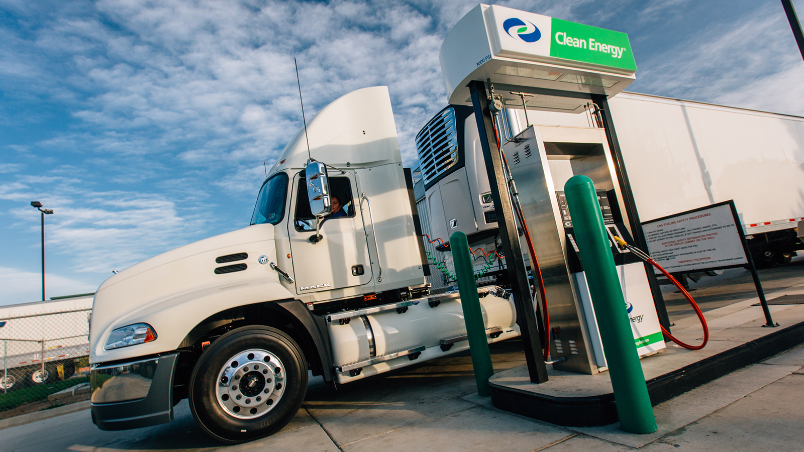 Natural Gas Trucking a Viable Solution in Fight Against Pollution